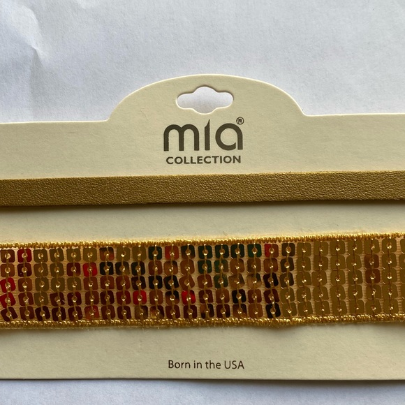 Mia collection 2-piece gold tone choker necklace set - Picture 3 of 5